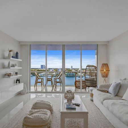 Relaxation At Its Finest - Oceanview Condo #1206 In Golden Bay With Free Parking Sunny Isles Beach Kültér fotó