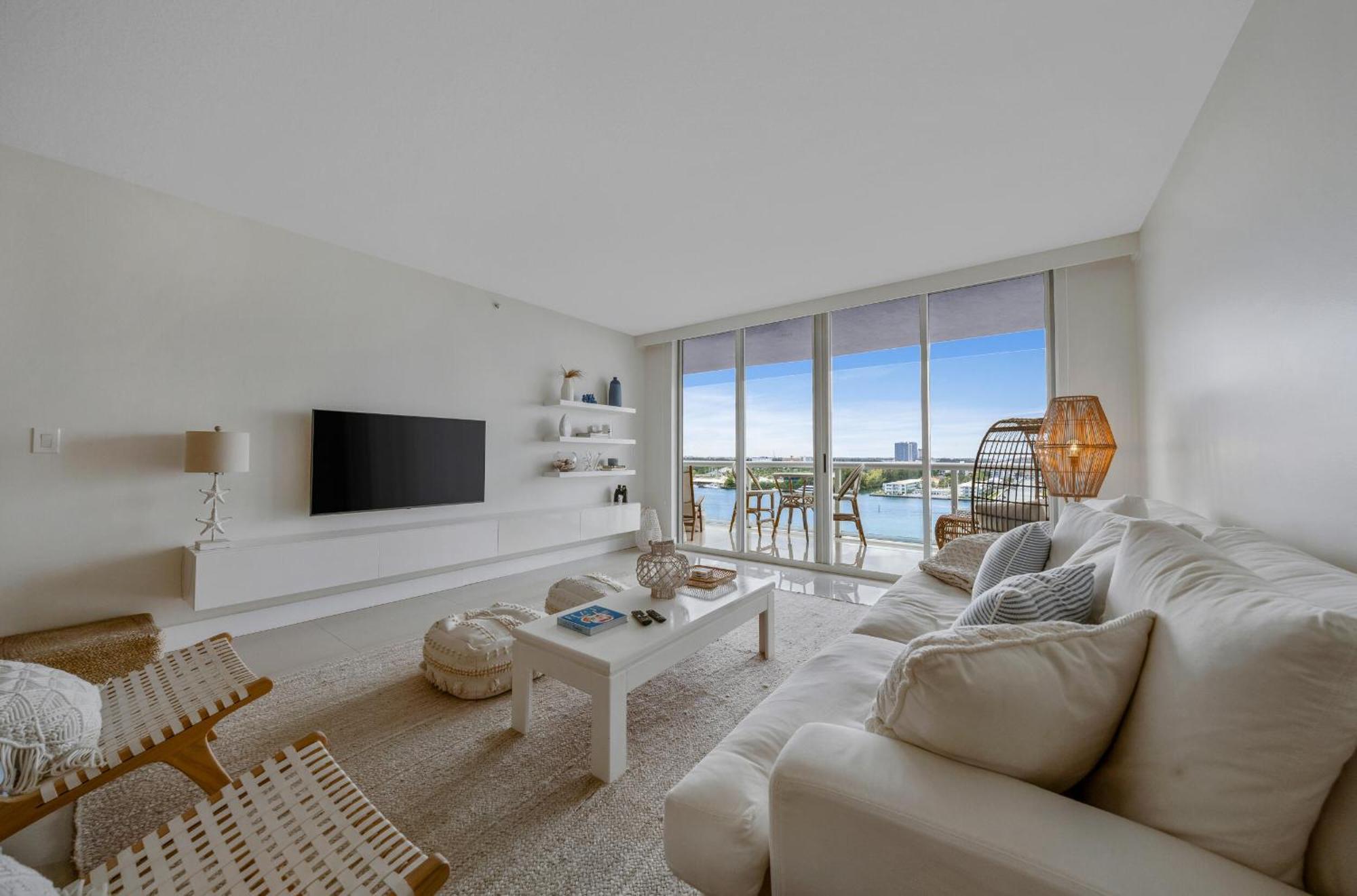 Relaxation At Its Finest - Oceanview Condo #1206 In Golden Bay With Free Parking Sunny Isles Beach Kültér fotó